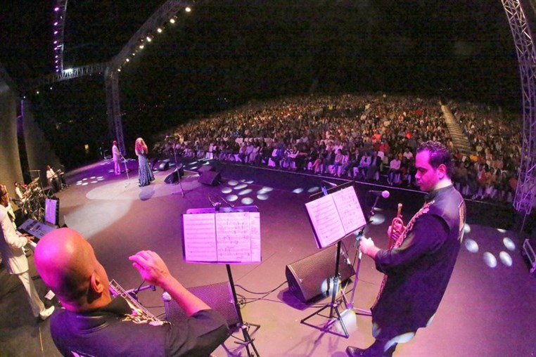 Hanine Y Son Cubano at Ehden